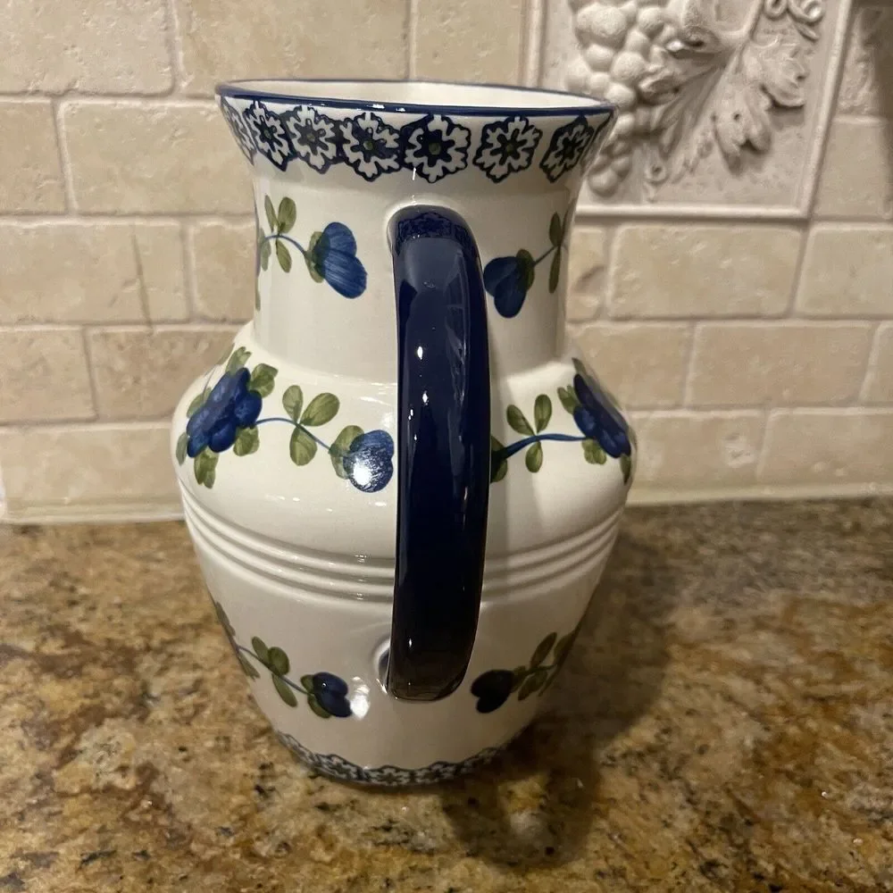 Tabletops Gallery Pitcher‎ 8.5 Inch Nicolette White Blue Flowers Ceramic